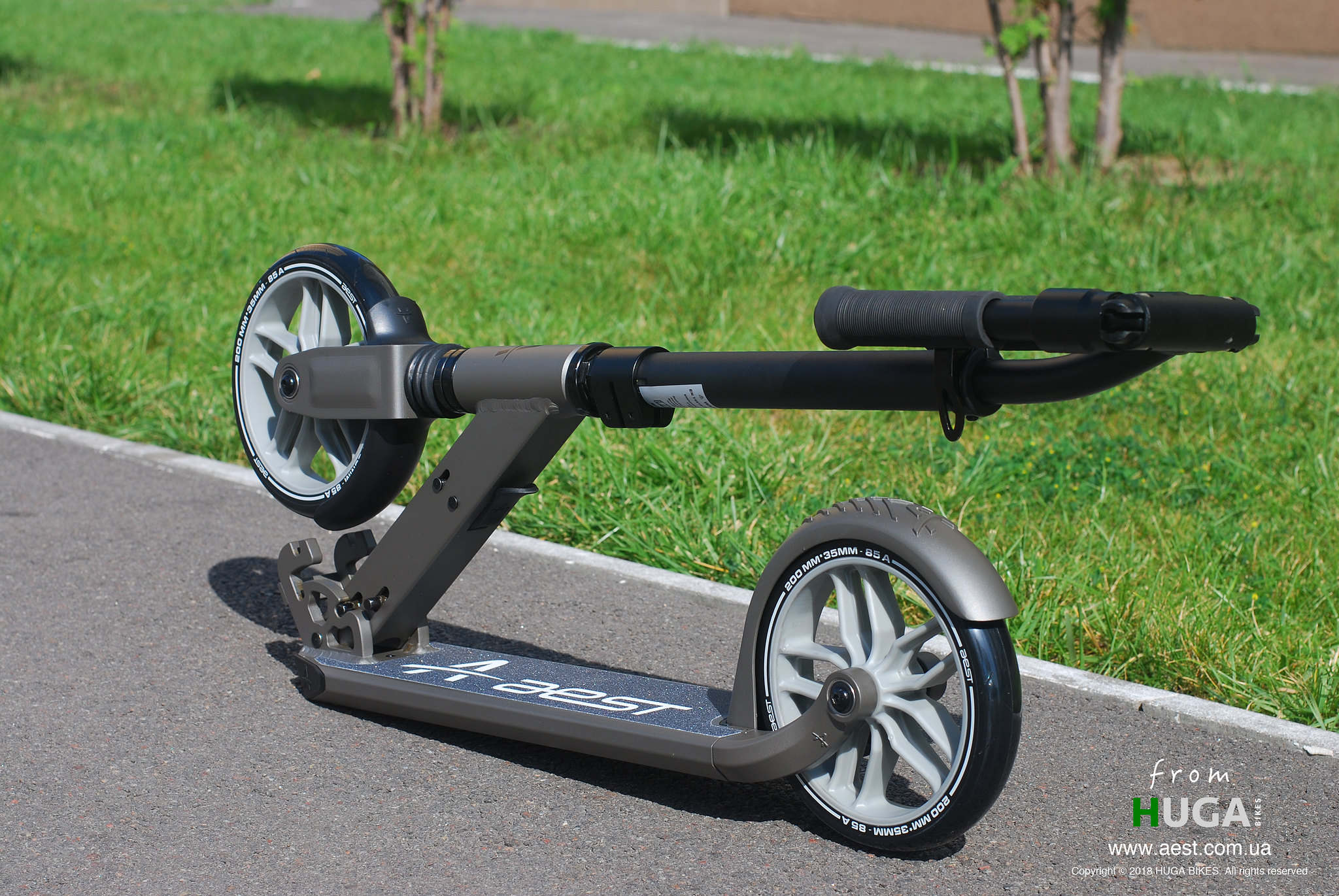 31167142458_945af172a8_k серый